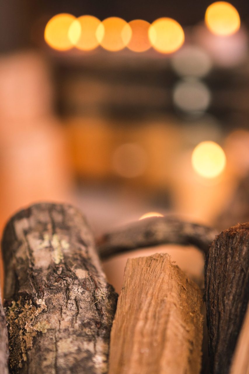 stoly drewno kominkowe scaled